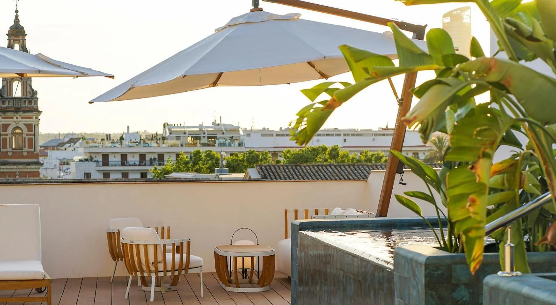Mercer Plaza Sevilla 5 Gl Hotel Seville