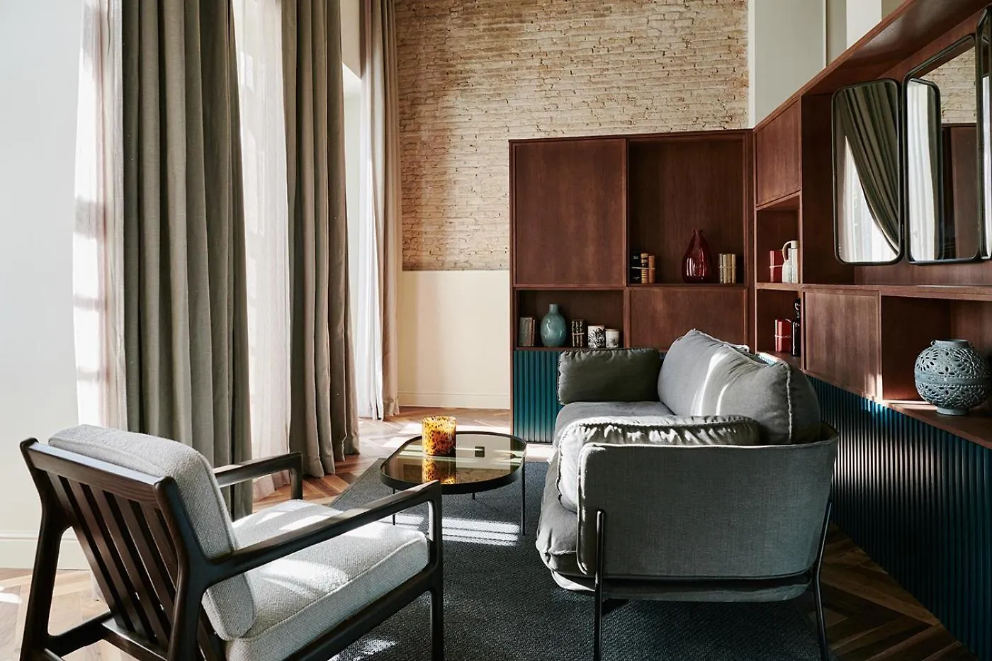Mercer Plaza Sevilla 5 Gl location