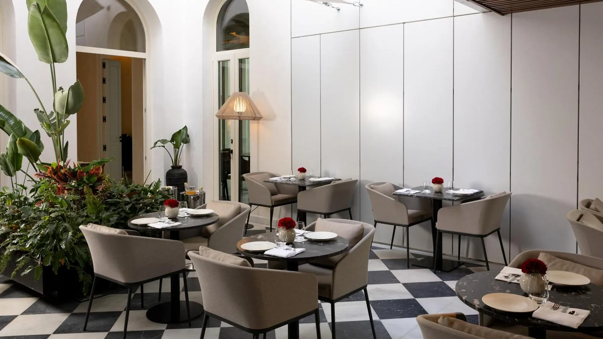 Mercer Plaza Sevilla 5 Gl Hotel Seville