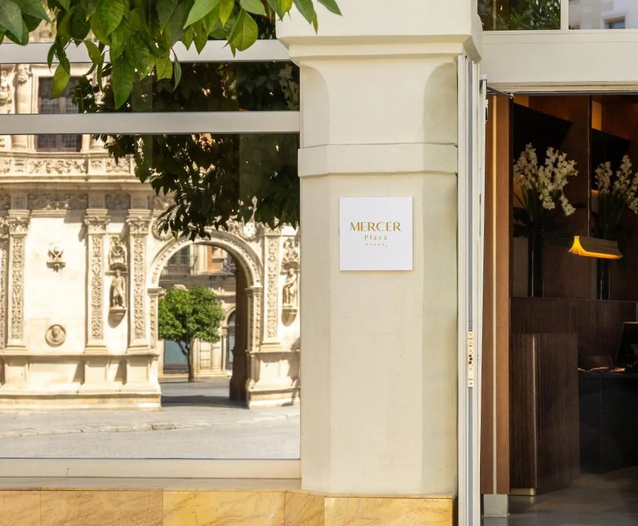 Mercer Plaza Sevilla 5 Gl Hotel Seville
