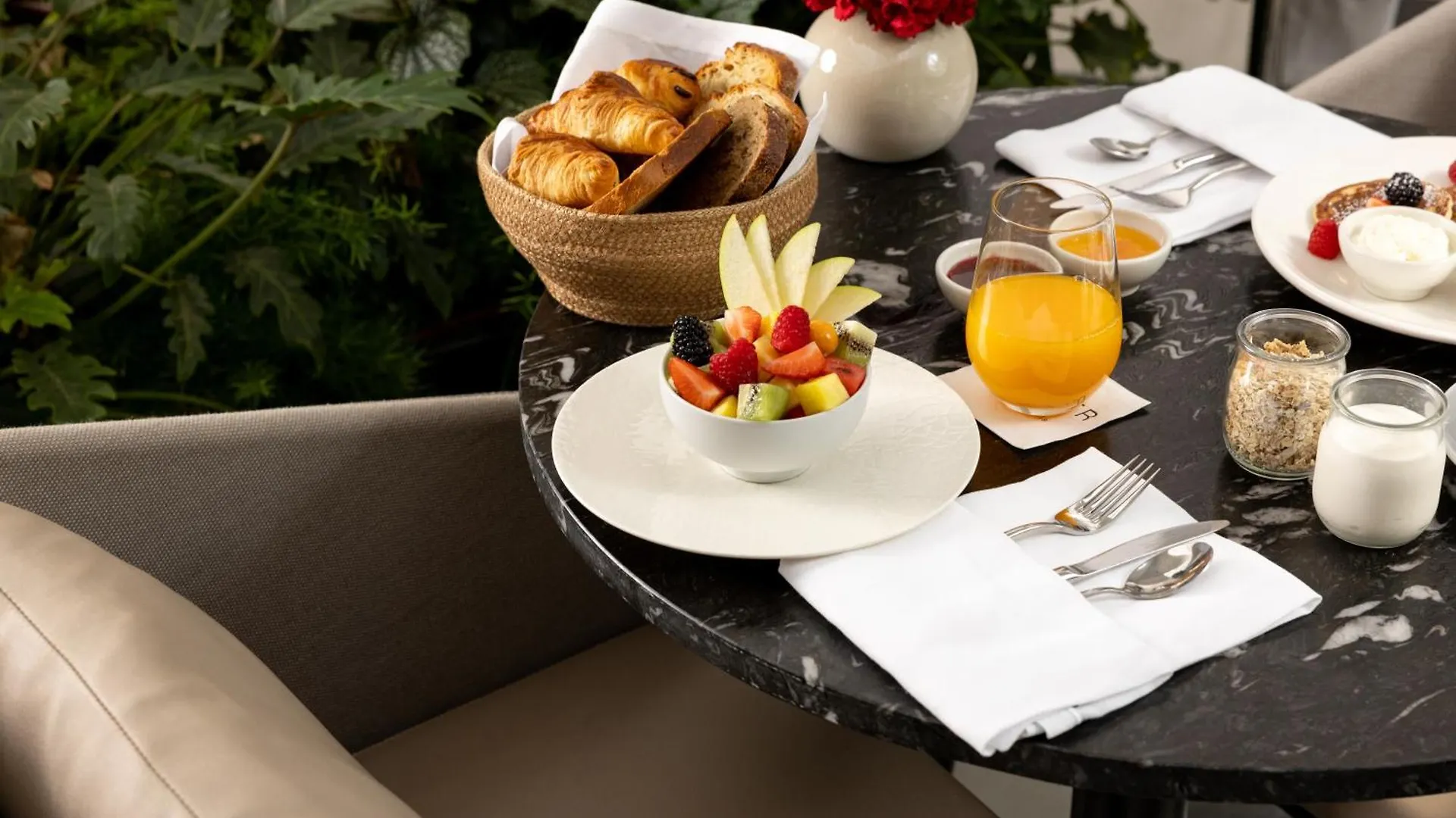 ***** Hotel Mercer Plaza Sevilla 5 Gl Spain